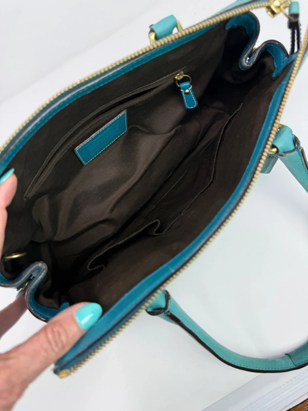 Coach Hampton Carry All Leather Satchel Handbag Turquoise Blue 11047-April 2007